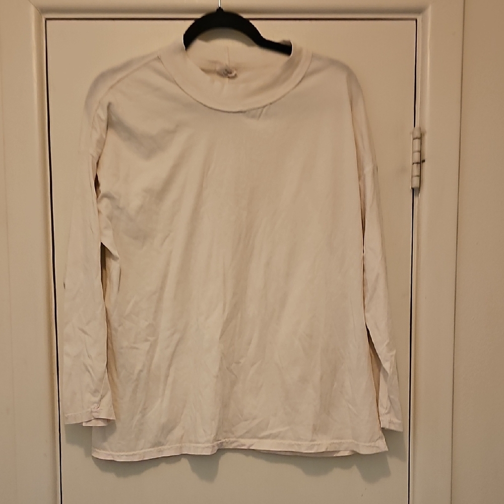 Urban Daisy Cream Long Sleeve Tee
